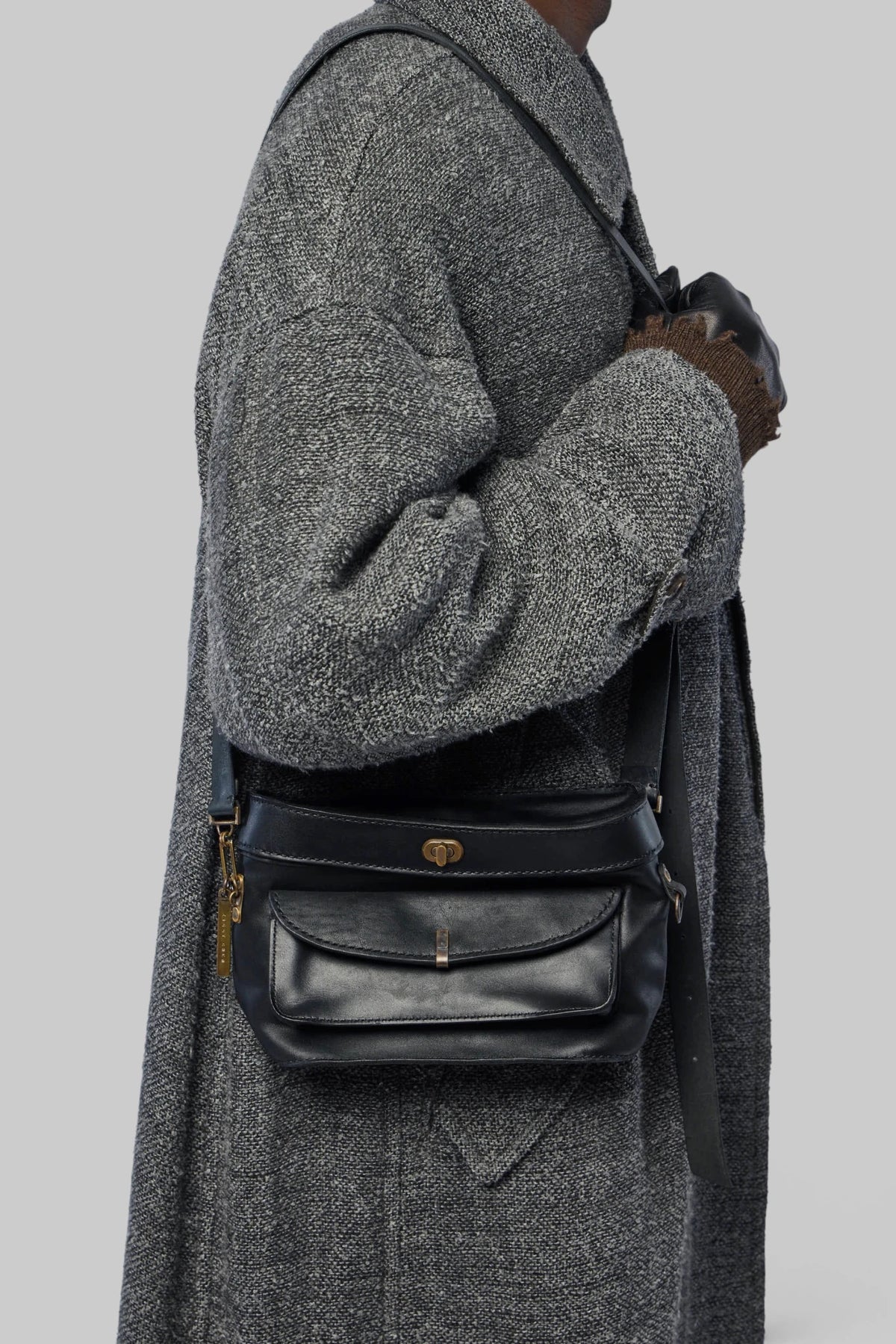 Ziggy Chen - Leather Messtin Box Bag - LABELS