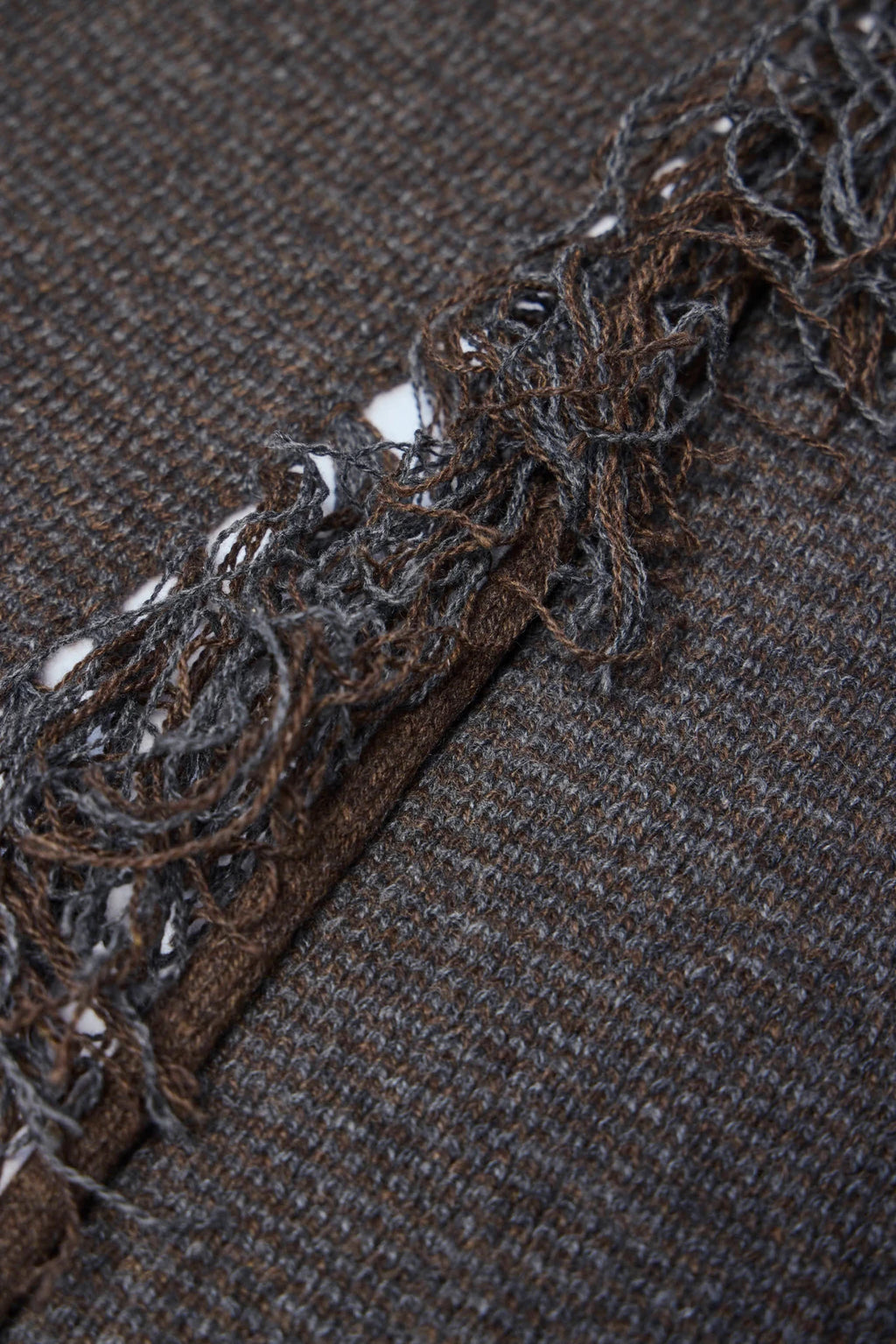 Ziggy Chen - Long Scarf With Tassel - LABELS