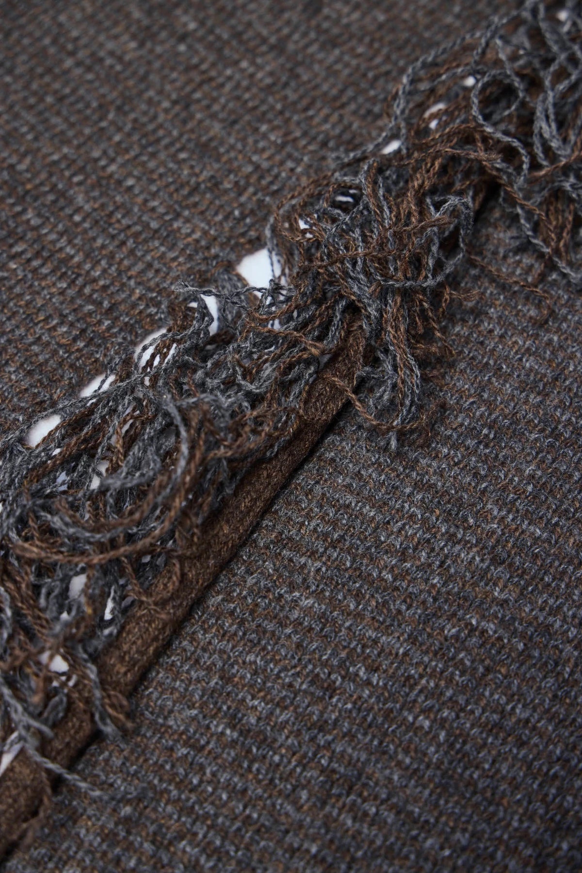 Ziggy Chen - Long Scarf With Tassel - LABELS