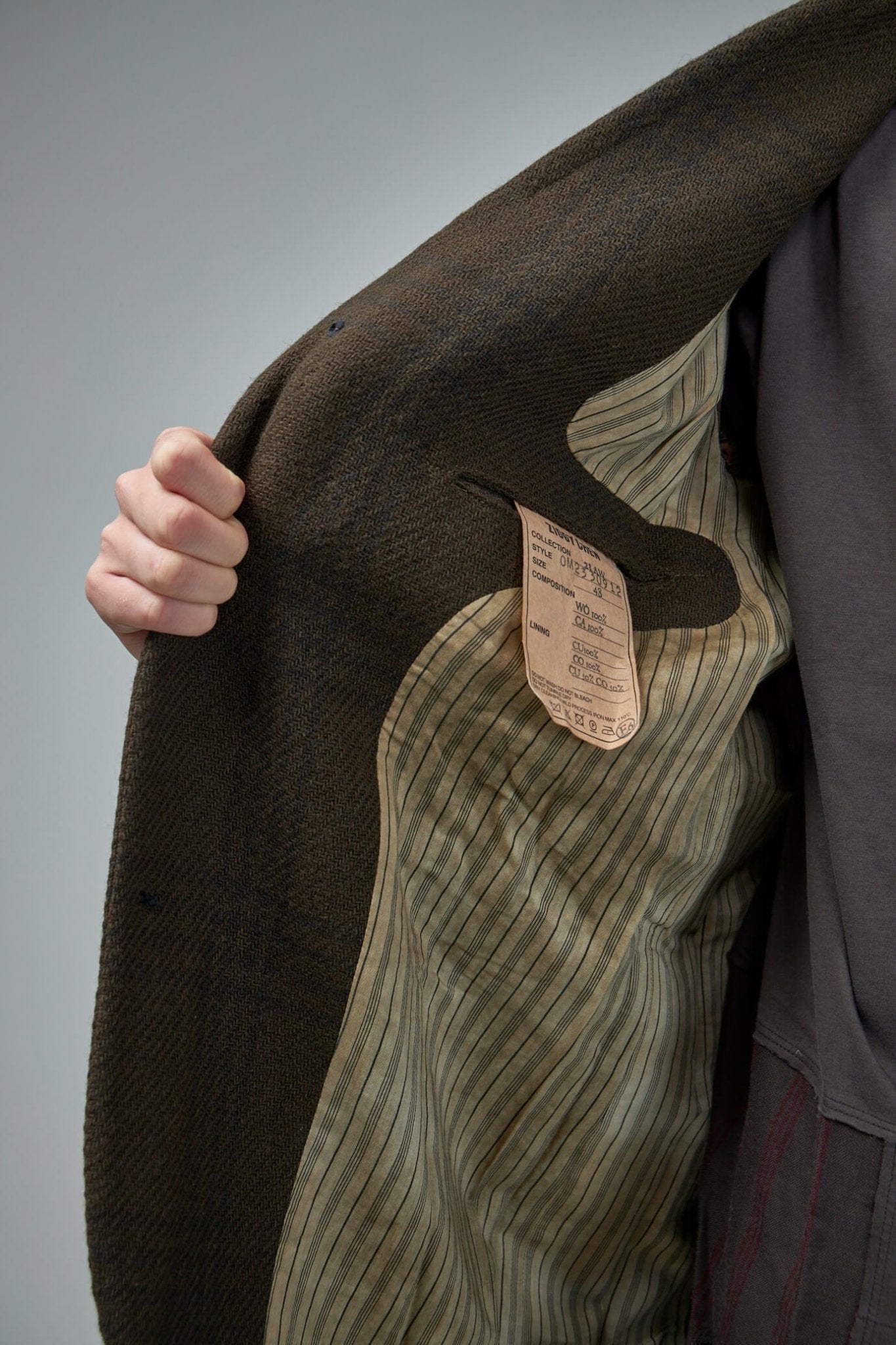 Ziggy Chen - Single Breasted Blazer With Scholar Print - LABELS