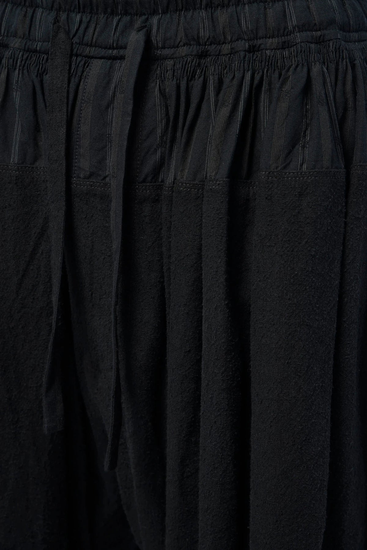 Ziggy Chen - Tapered Drawstring Trousers - LABELS