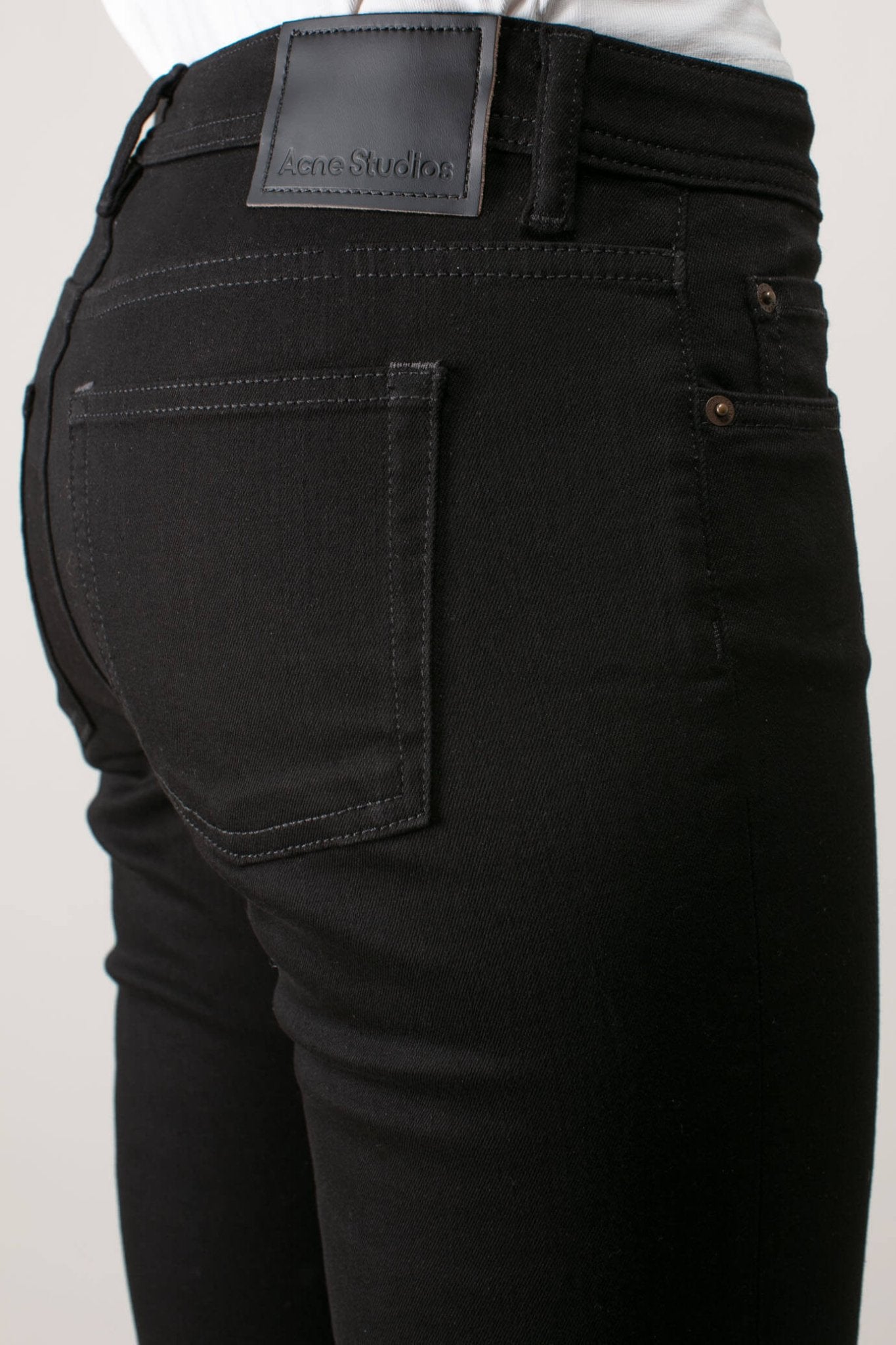 Acne Studios - Climb Stay - LABELS