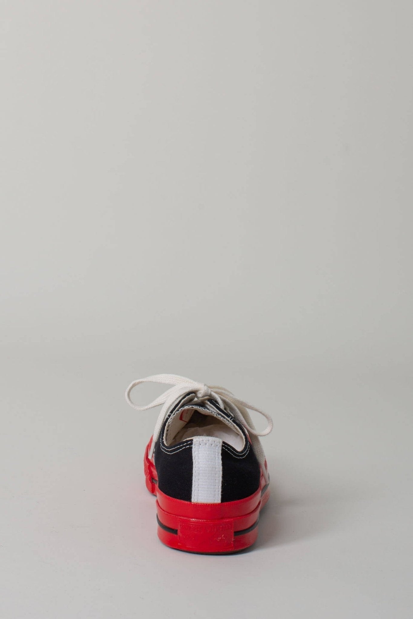 Comme des Garçons PLAY CONVERSE - Converse CDG Play Low Red Sole - LABELS